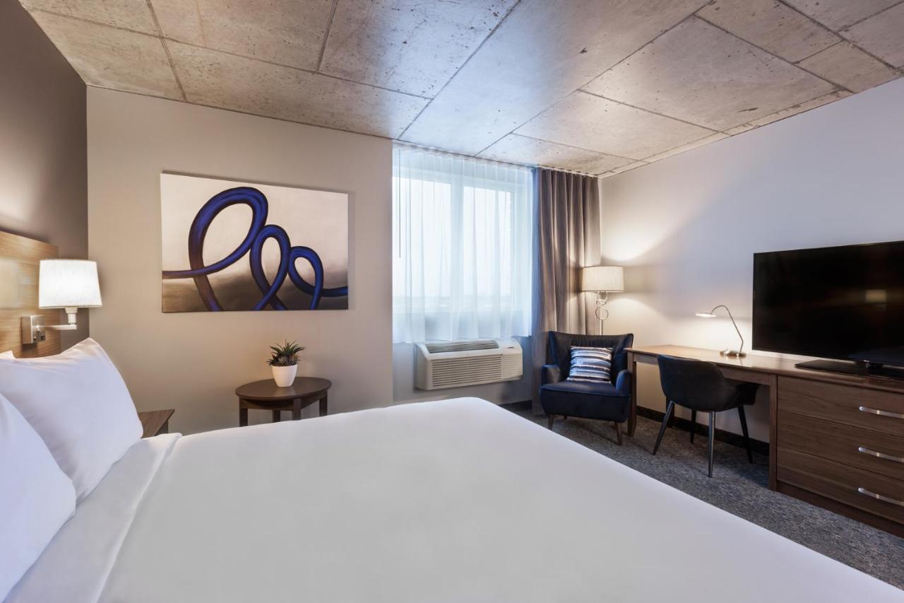 Imperia Hotel Et Suites Boucherville Exterior foto