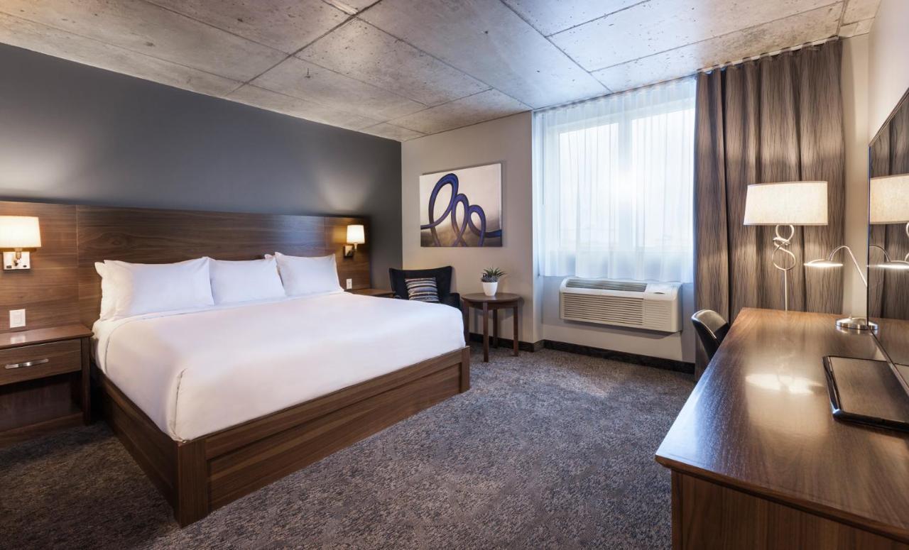 Imperia Hotel Et Suites Boucherville Exterior foto