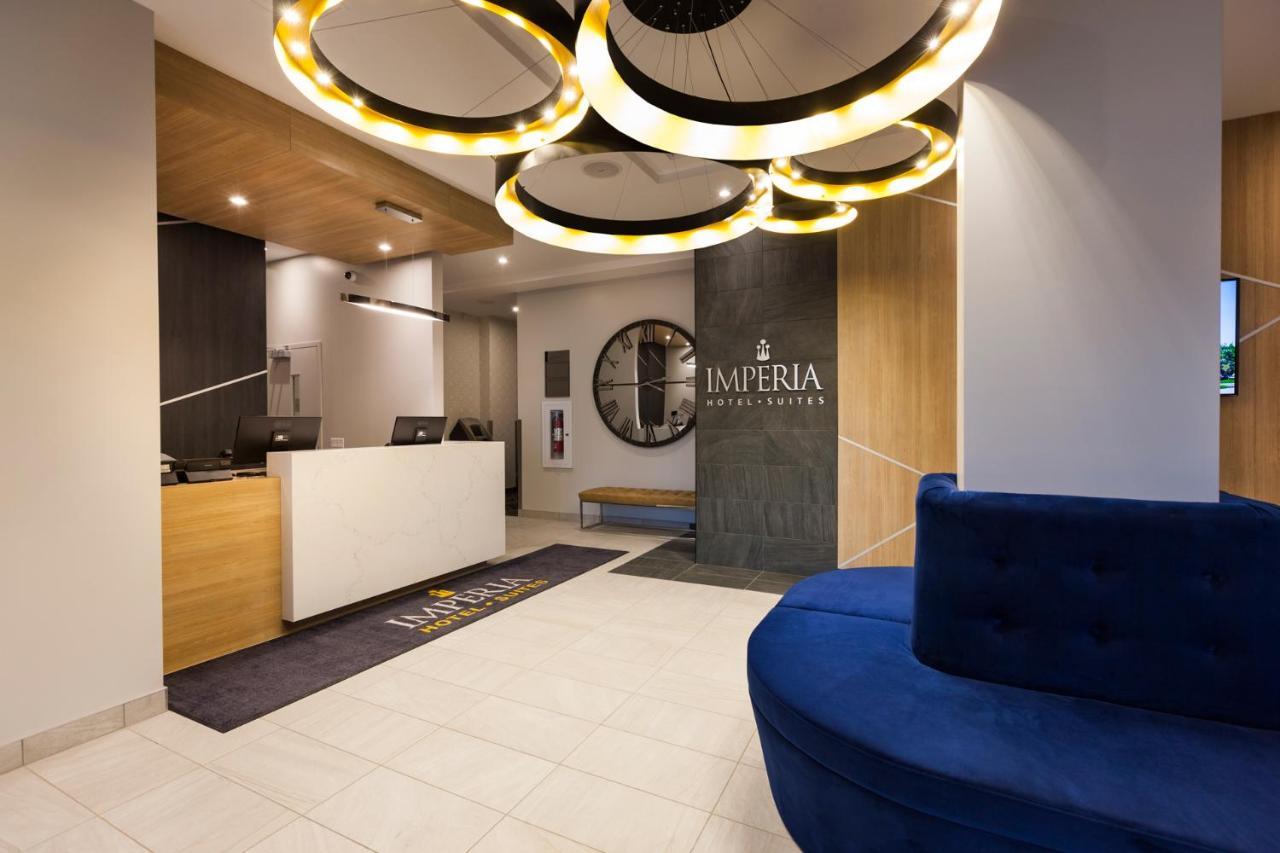 Imperia Hotel Et Suites Boucherville Exterior foto